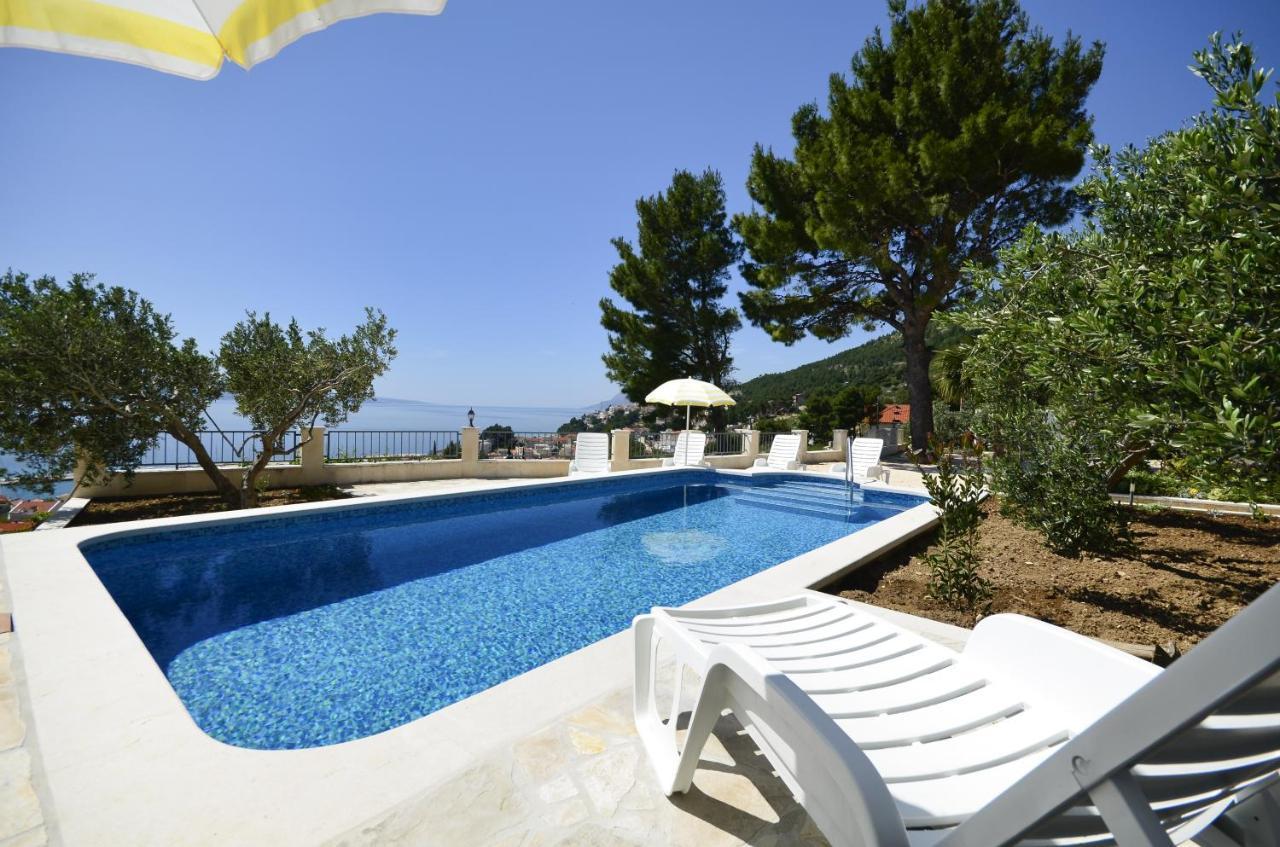 Family Friendly Apartments With A Swimming Pool Baska Voda, Makarska - 12442 ภายนอก รูปภาพ