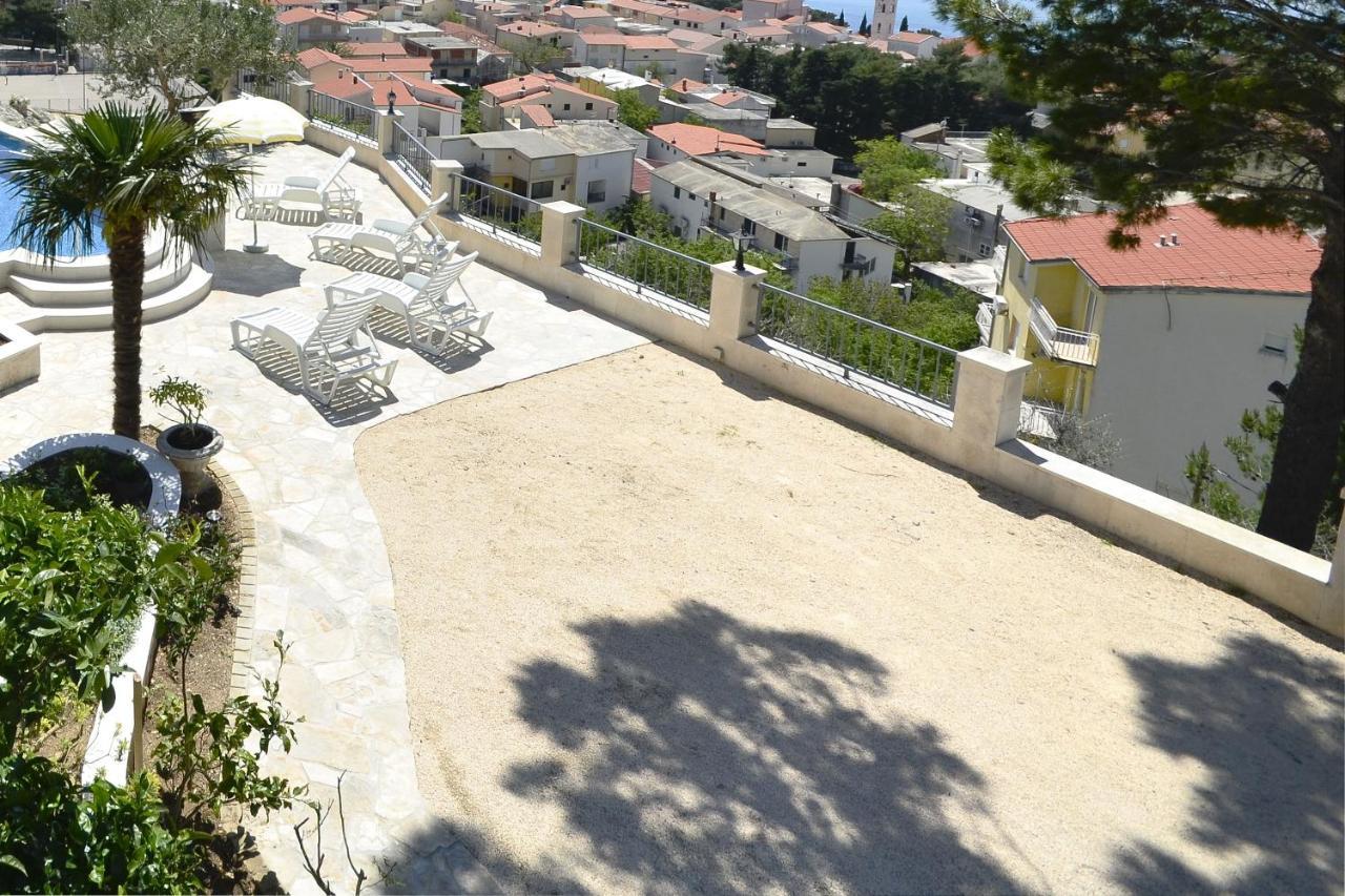 Family Friendly Apartments With A Swimming Pool Baska Voda, Makarska - 12442 ภายนอก รูปภาพ