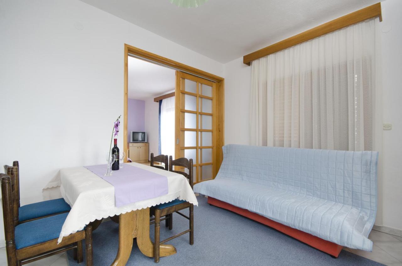 Family Friendly Apartments With A Swimming Pool Baska Voda, Makarska - 12442 ภายนอก รูปภาพ