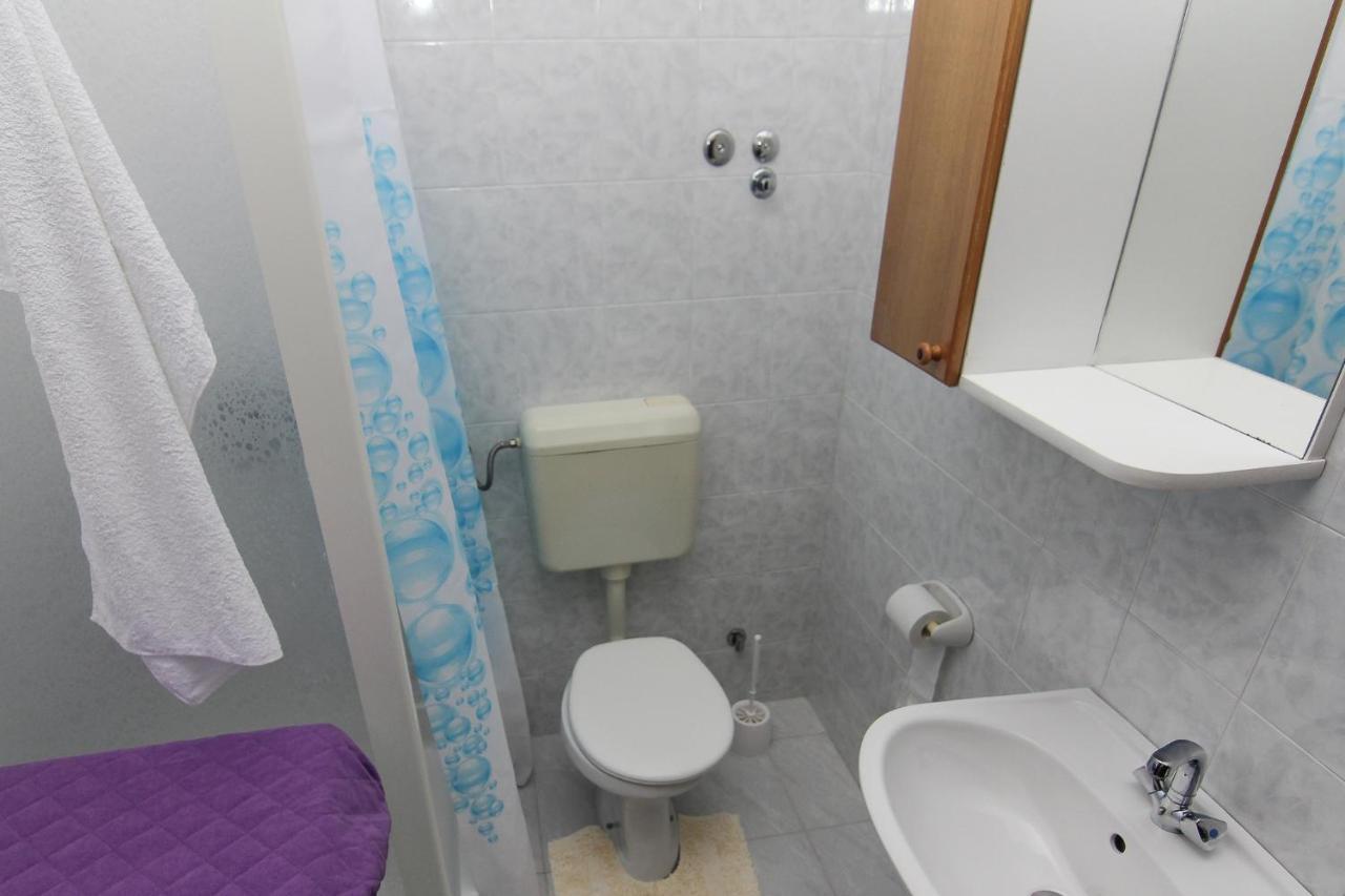 Family Friendly Apartments With A Swimming Pool Baska Voda, Makarska - 12442 ภายนอก รูปภาพ