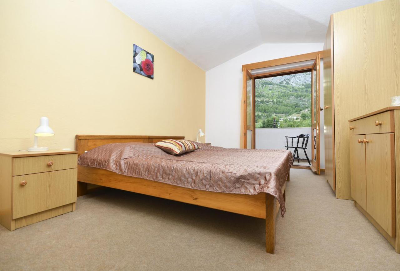 Family Friendly Apartments With A Swimming Pool Baska Voda, Makarska - 12442 ภายนอก รูปภาพ