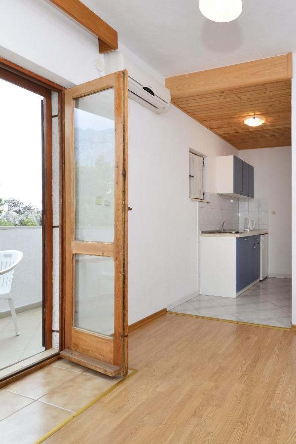 Family Friendly Apartments With A Swimming Pool Baska Voda, Makarska - 12442 ภายนอก รูปภาพ