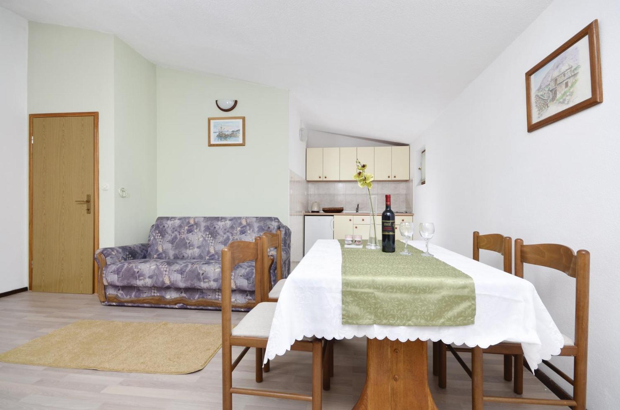 Family Friendly Apartments With A Swimming Pool Baska Voda, Makarska - 12442 ห้อง รูปภาพ